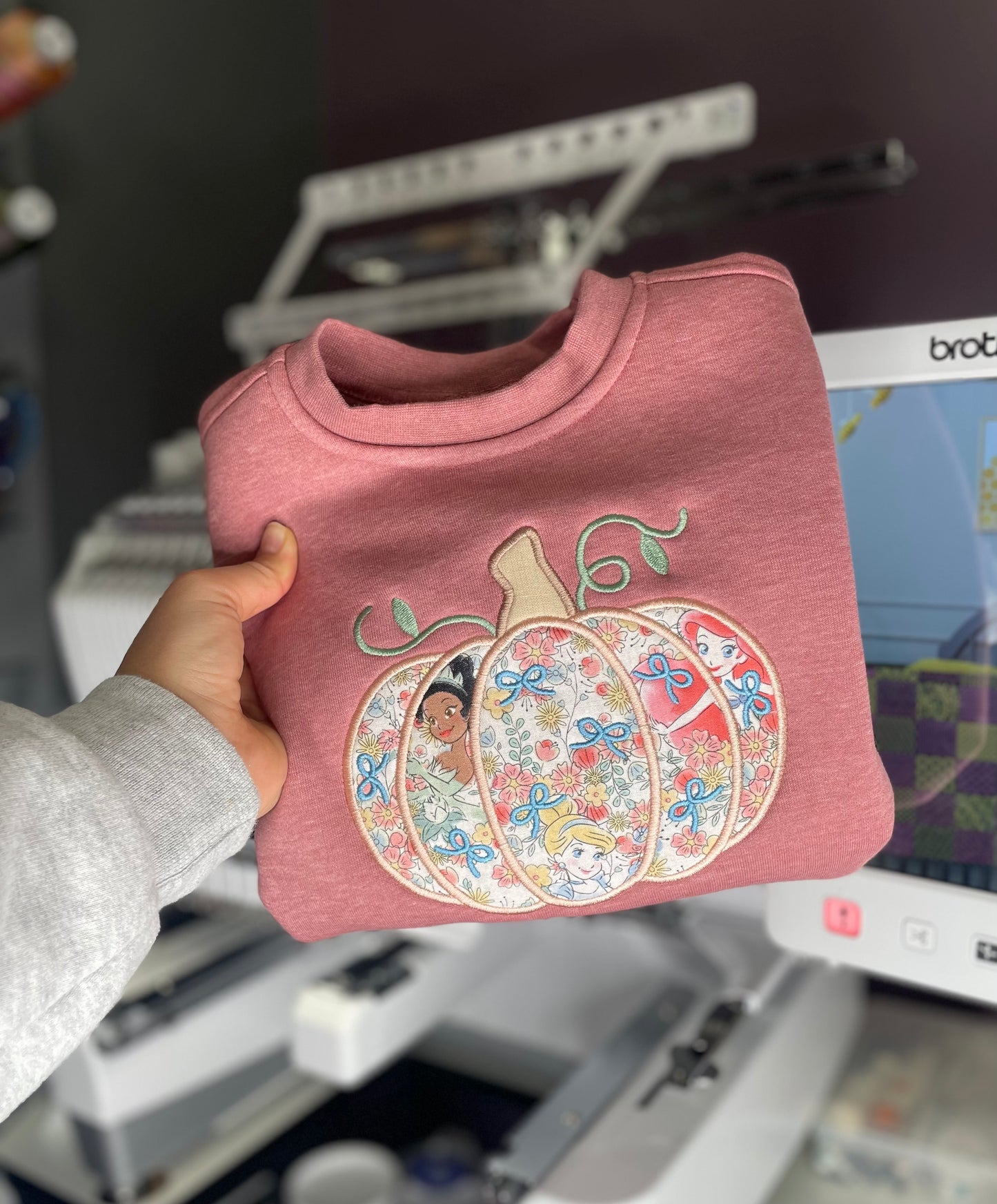 Girls Pumpkin with Bows Embroidered Sweatshirt
